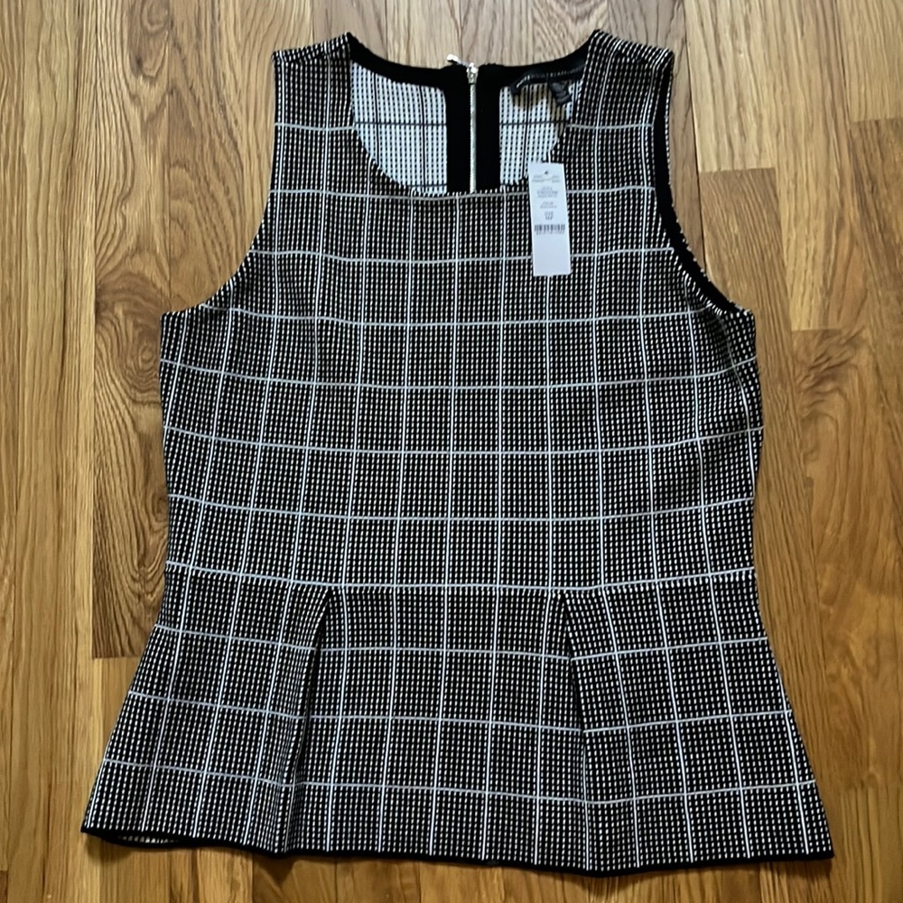 WHBM NWT Sleeveless Peplum Hem Blouse. Size MP.